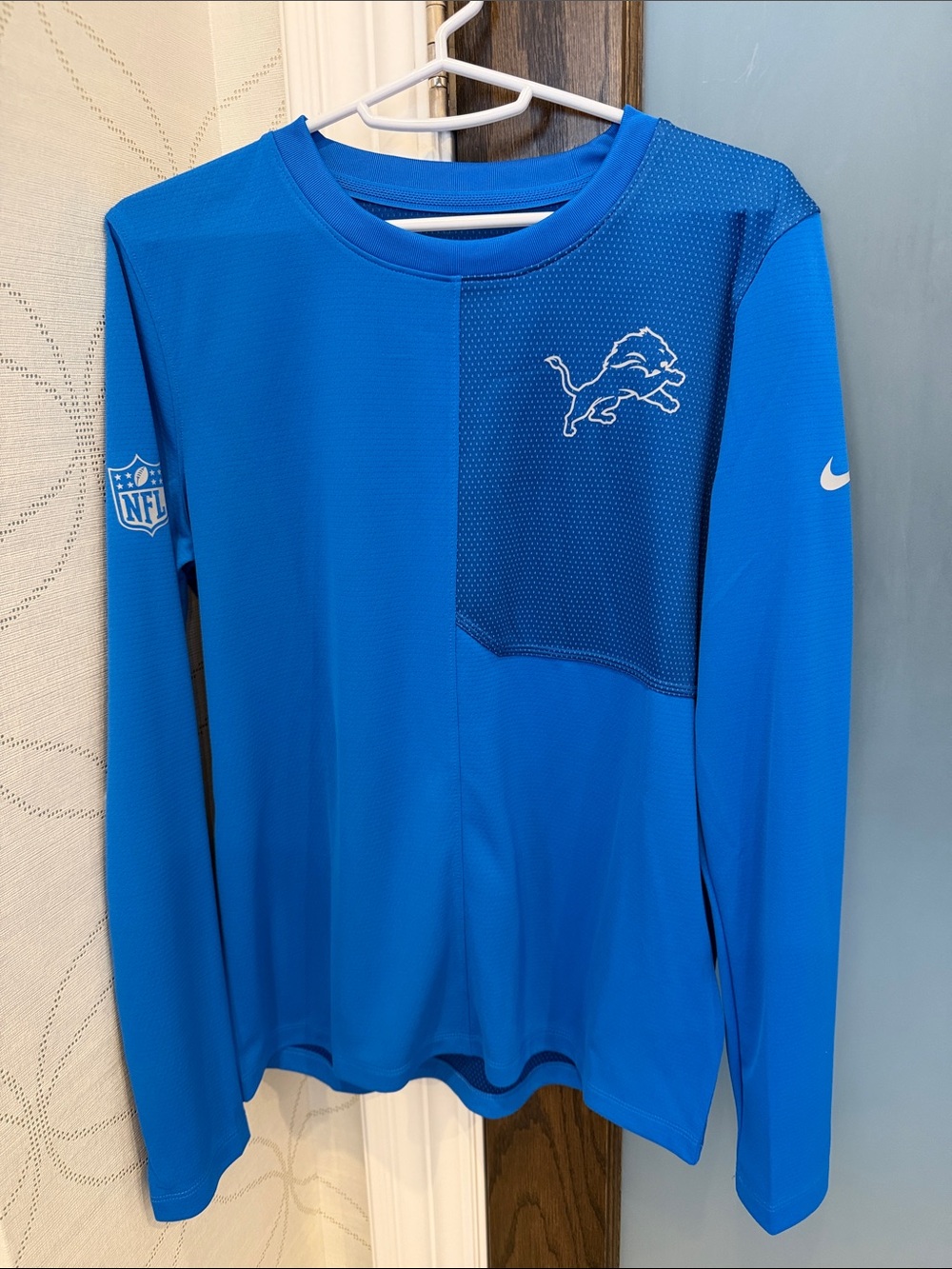 Nike Blue Long-Sleeve Detroit Lions Performance Top